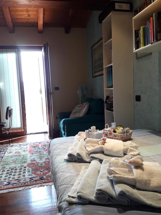 Lovely Casa Paola Villlafranca Centro Zimmer Rooms Villafranca di Verona Eksteriør billede